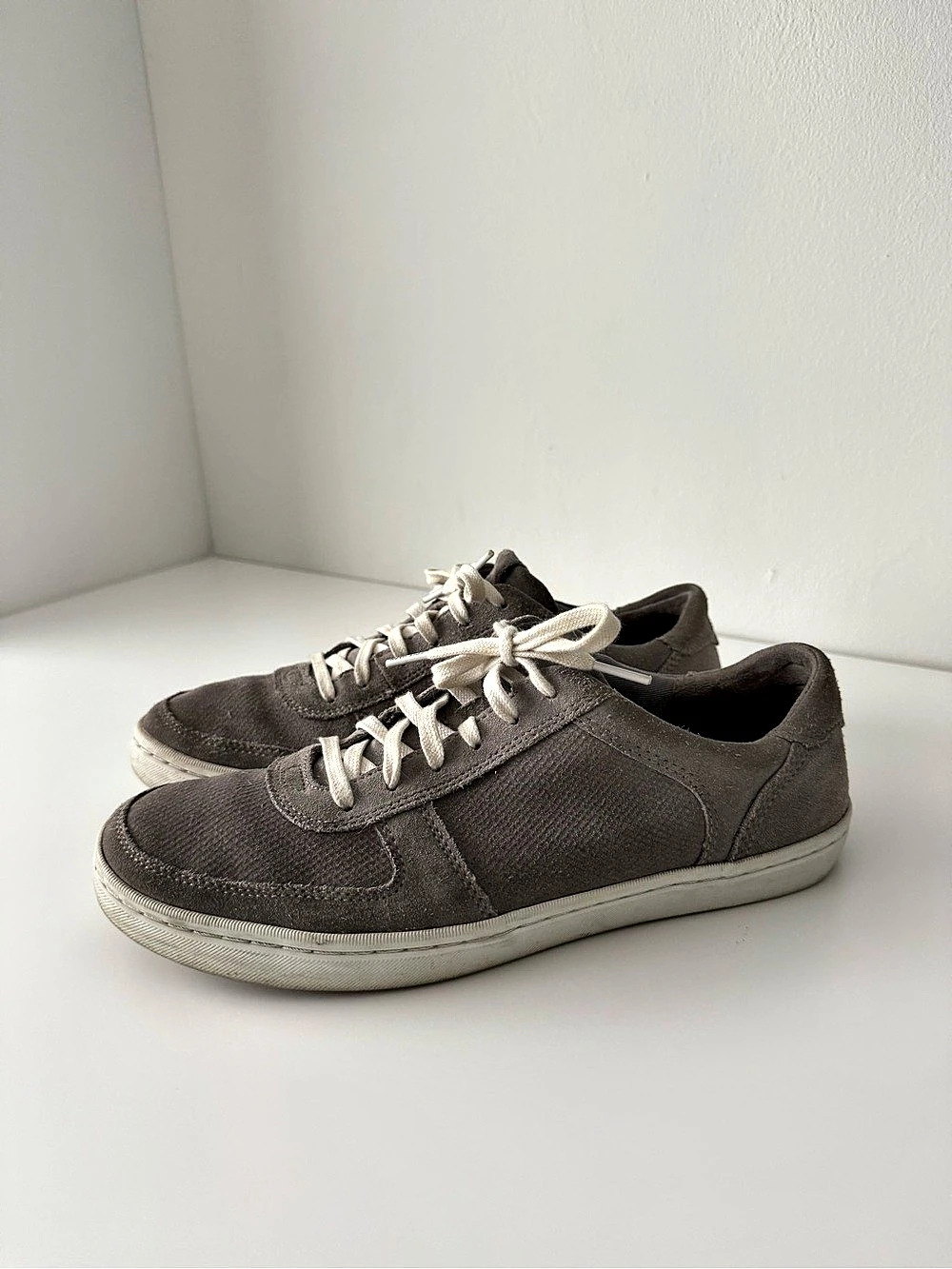 Cole Haan Suede Gray White Sneakers Shoes